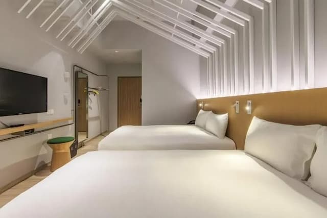 房型依設計不同，設備略有不同，客房設施請依現場提供為準