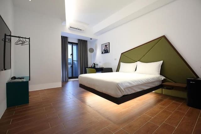 奇幻225 | 優質親子電梯民宿 | 花蓮火車站-懸浮雙人房—附陽台-2