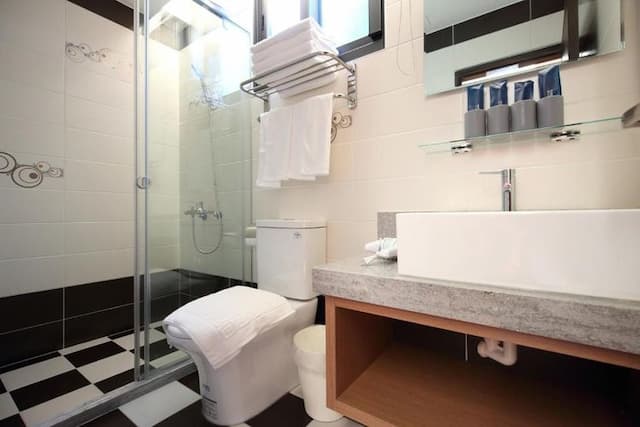 奇幻225 | 優質親子電梯民宿 | 花蓮火車站-家庭親子房初心—附陽台-9