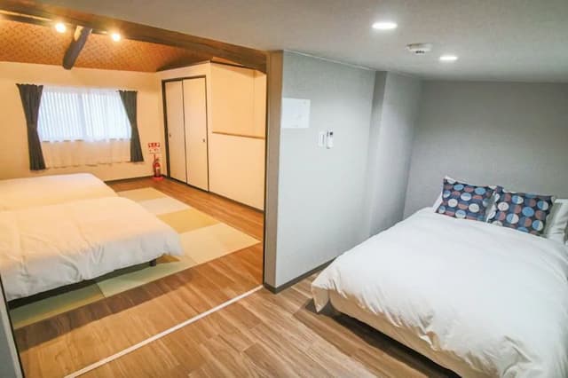 G46: Warm wood texture-Experience the Warmth of Quality Wood【Tenroku】-2