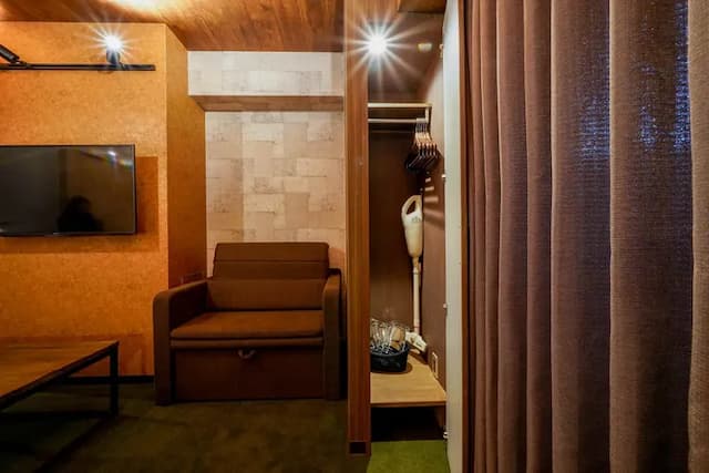 RESI STAY BRIX-ダブルベッド２台、ソファベッド１台-9