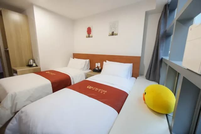 Calistar Hotel-Twin Room, Private Bathroom-2