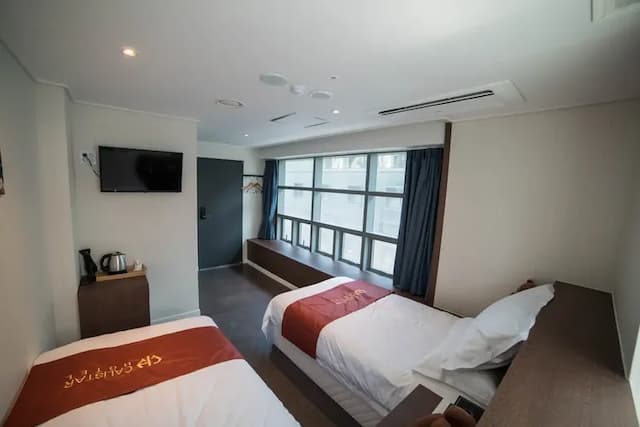 Calistar Hotel-Twin Room, Private Bathroom-7
