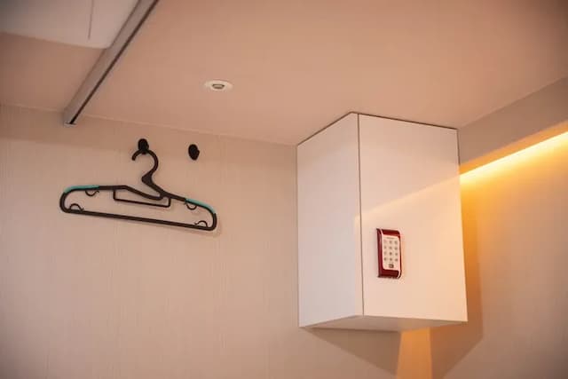 Calistar Hotel-Shared Dormitory, Women only (2 Beds)-6