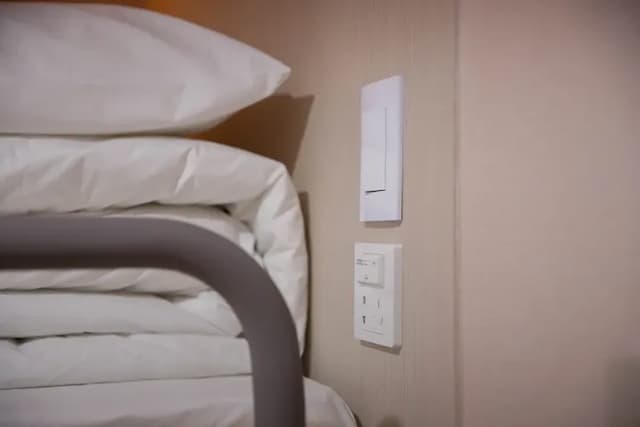 Calistar Hotel-Shared Dormitory, Women only (2 Beds)-5