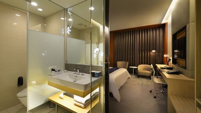 ゴールデンチューリップ グローリーファインホテル-Deluxe Double Room-4