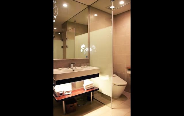 ゴールデンチューリップ グローリーファインホテル-Deluxe Twin Room-4