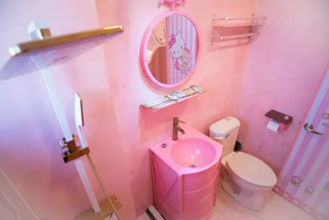 和興大飯店-主題四人房-10