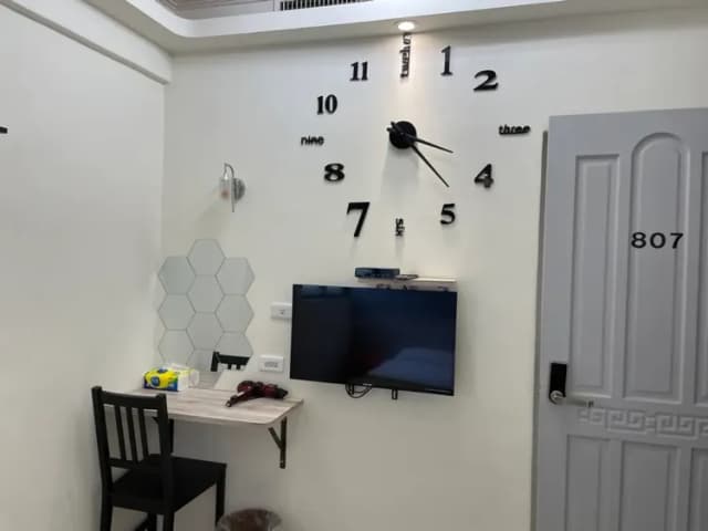 和興大飯店-精緻雙人房-6