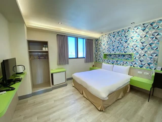 和興大飯店-精緻雙人房-3