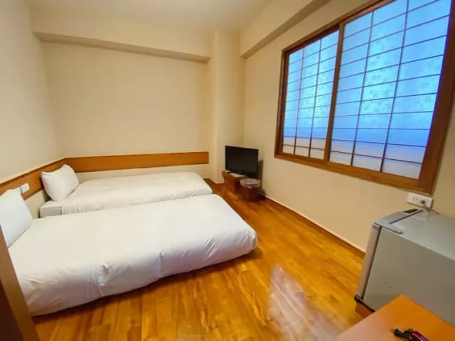 和興大飯店-商務雙人房-3