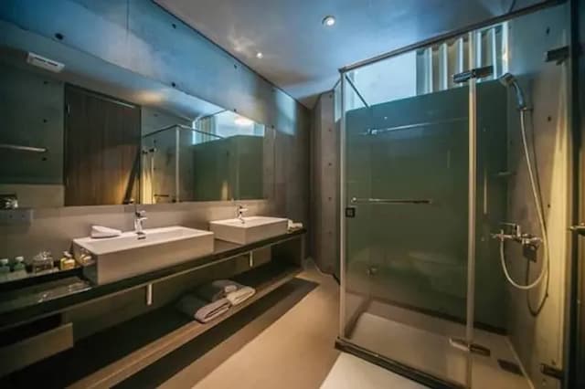 華山觀止｜一泊二食、半露天陽台獨享絕佳景緻-【農曆春節】觀景豪華套房｜一泊二食-3