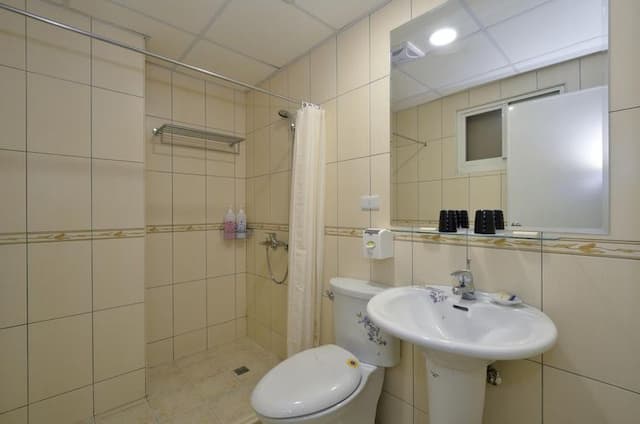 Hoya Resort Hotel Chiayi-Standard Twin Room-8
