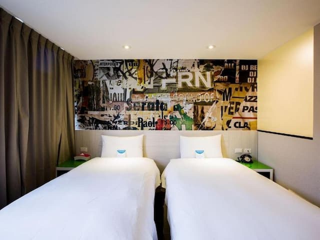 Wholesome Hotel-Superior Twin Room with Window and Bathtub-2
