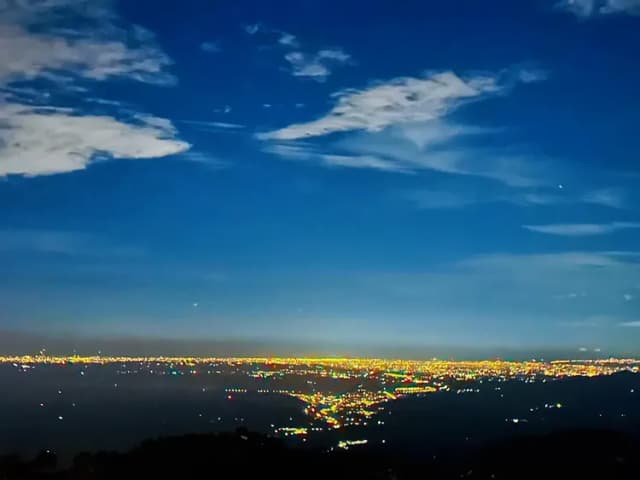 馬月台露營區 | 百萬夜景絕佳觀賞點、寵物友善營區-4人神殿帳(包區)-3