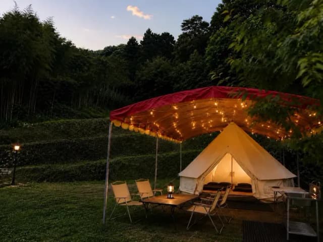 馬月台露營區 | 百萬夜景絕佳觀賞點、寵物友善營區-4人神殿帳(包區)-1