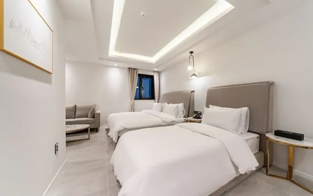 H Moment 飯店 松亭店-商務雙床房-1