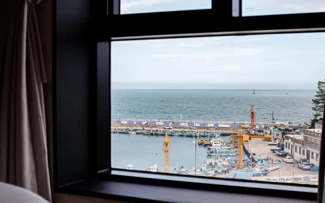 H Moment 飯店 松亭店-豪華雙人房-11