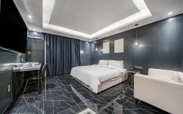 H Moment 飯店 松亭店-豪華雙人房-2