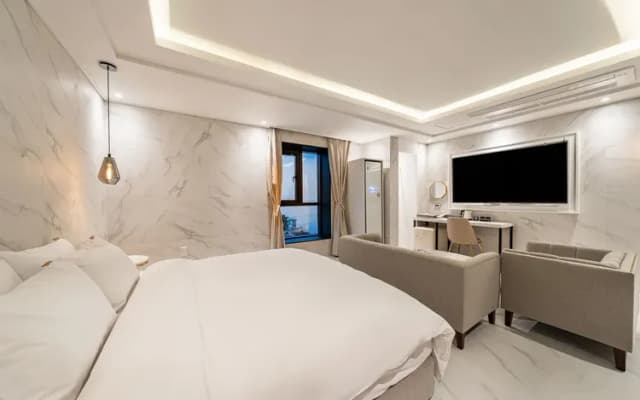 H Moment 飯店 松亭店-精緻套房（雙人床）-3