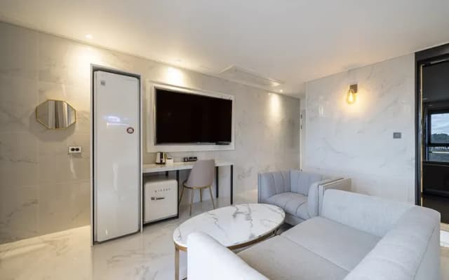 H Moment 飯店 松亭店-精緻套房（雙人床）-2