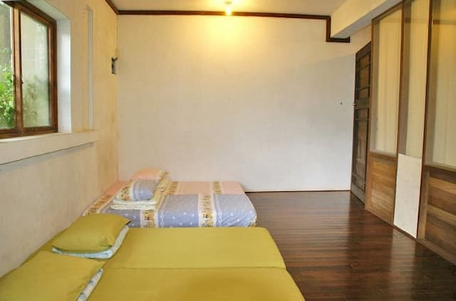 Siyuanju Homestay-Six-person room-1