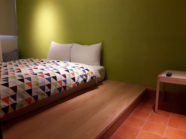 小熊波波民宿-二樓雙人小房-1