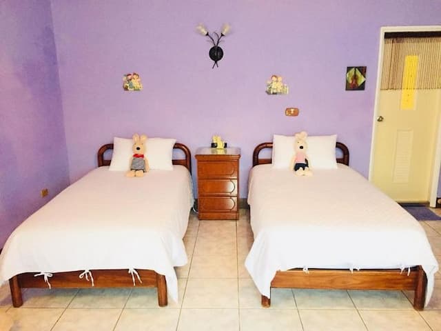 Third Floor homestay-Standard Family Room-4