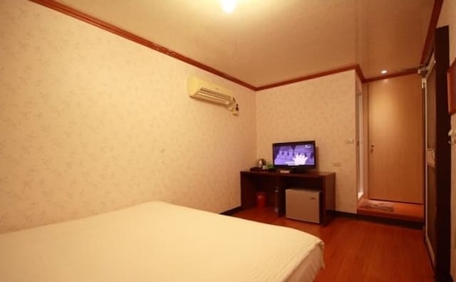 鄉村休閒農莊-標準雙人房-3