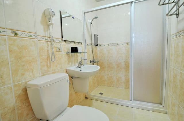 Xuyuan Coffee B&B-302 Four-person parent-child suite-9