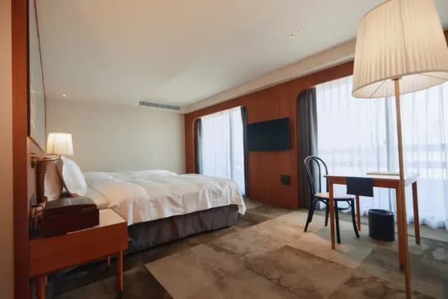 【高鐵假期】 台南天下南隅2日自由行｜翻新重新開幕，近赤崁樓-【限定優惠】- 【限定優惠】豪華雙人房(1大床或2小床/有浴缸-不含早餐)-1