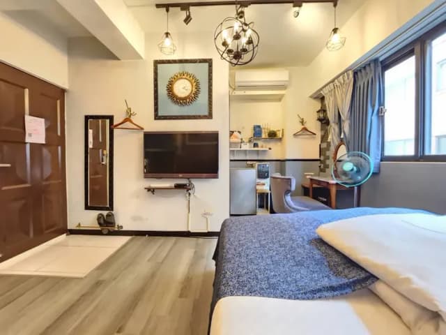 ❤一中安心租屋社❤有統編收據-大間3B雙人房(180x186cm加大雙人床)【不需走樓梯】●窗戶面向住宿區露天走廊-11