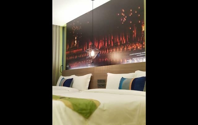 Bizotel Premier Hotel & Residence-Deluxe Triple Room(With Breakfast)-4