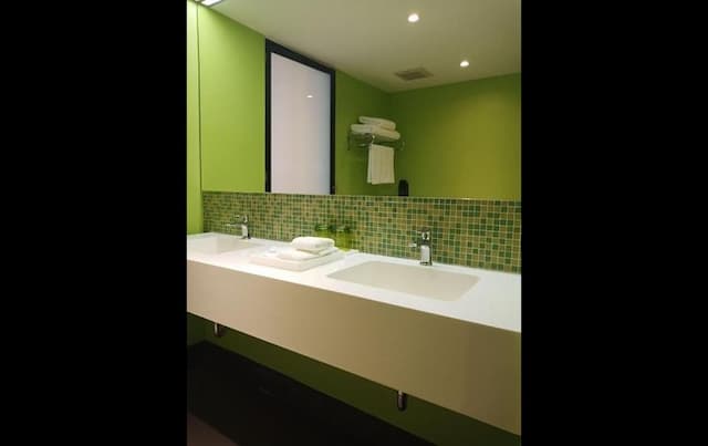 Bizotel Premier Hotel & Residence-1 Bed room Family Suite(With Breakfast)-9