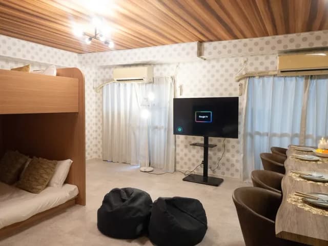 RISE HOTEL SHINJUKU-202－圓點客房｜8人入住｜訂製大雙層床｜42㎡-2