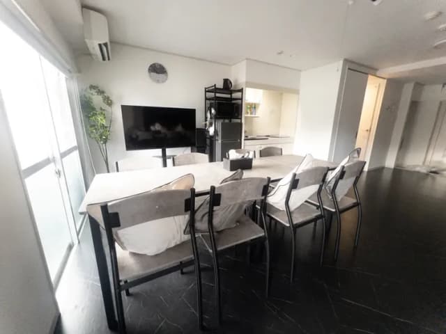 RISE HOTEL SHINJUKU-602－黑酷客房｜8人入住｜大雙層床｜42㎡-5