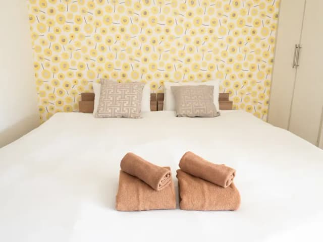 RISE HOTEL SHINJUKU-702－黄花客房｜4人入住｜大床（Queen Beds）｜｜40㎡-2