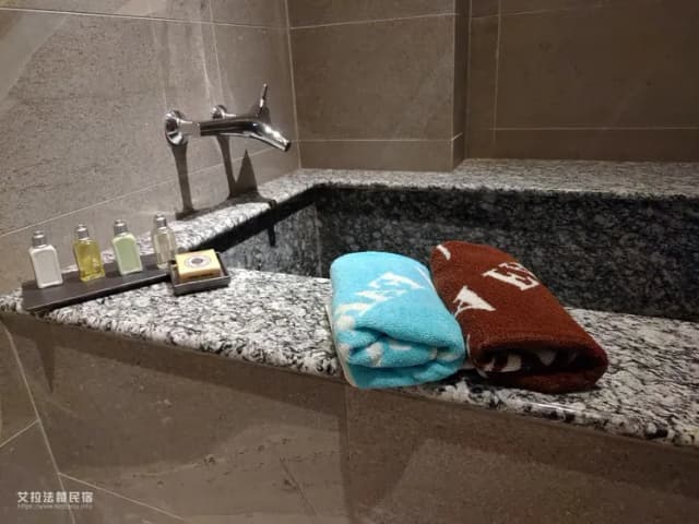 艾拉法蘿民宿-景觀雙人房-5