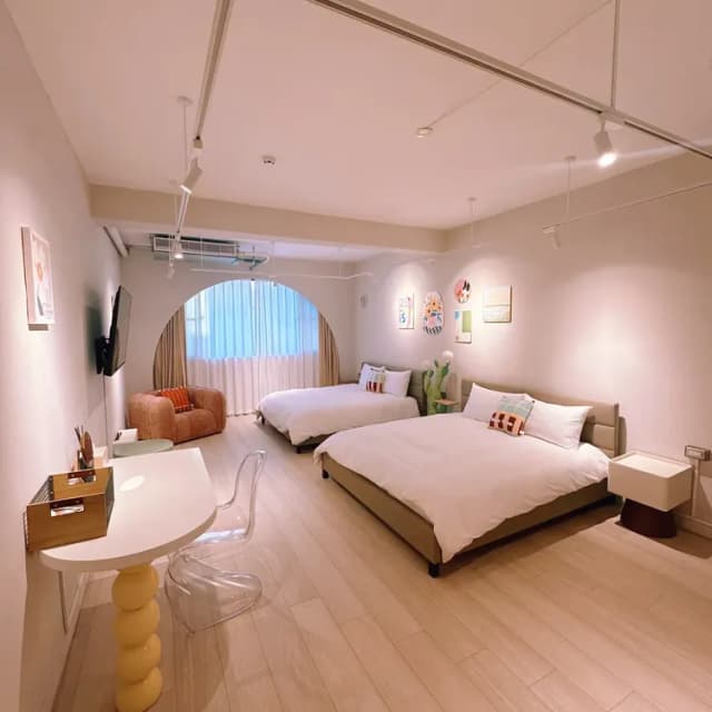 台南包棟酩宿｜6-12人包棟、調酒/電麻/KTV/酒吧風、近台南火車站-6-12人小資包棟｜絕美酒吧風｜影音歡唱｜電動麻將｜SWITCH機｜投鏢機-11