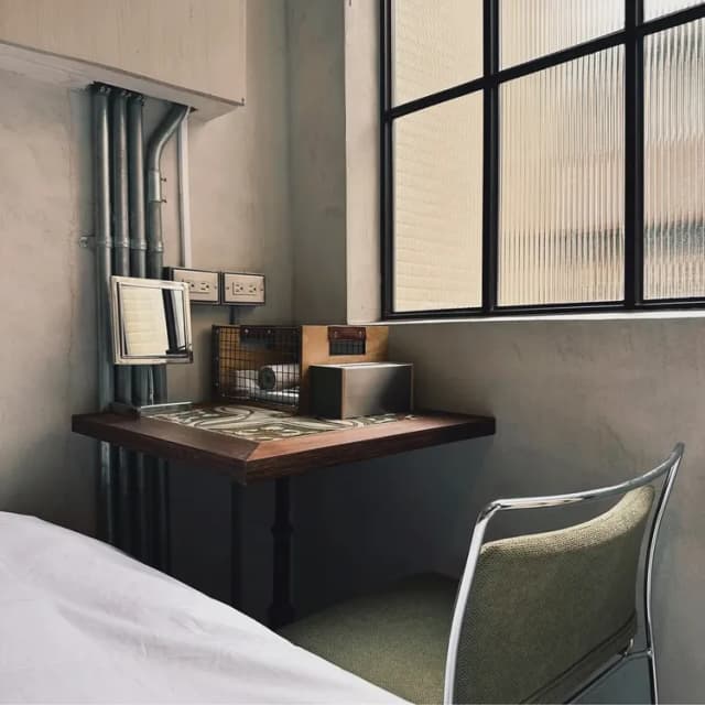 台南酩宿包棟民宿｜6-12人包棟、電麻/KTV/酒吧風、近台南火車站-6-12人小資包棟｜絕美酒吧風｜影音歡唱｜電動麻將｜SWITCH機｜投鏢機-9