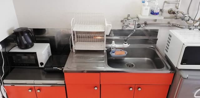 ALMAZ PLACE-#201 Tiny room ☆ Free Wi-Fi ☆ Good airport access! The room has futons!極小ルーム☆Wi-Fi無料☆空港アクセス良好!お部屋は布団対応です!-4