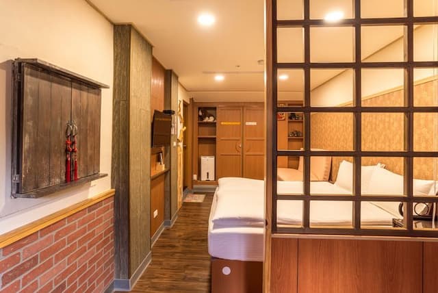 Qu Hi Home Stay-Exquisite View Room-7