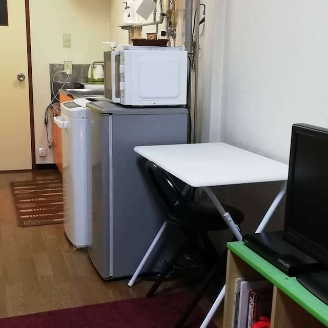 ALMAZ PLACE-★One-floor studio on the 1st floor, easy to move around★Wi-Fi OK!☆Excellent airport access! The room is equipped with a bed (futon for the second person)!-9