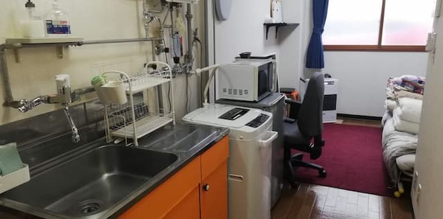 ALMAZ PLACE-★One-floor studio on the 1st floor, easy to move around★Wi-Fi OK!☆Excellent airport access! The room is equipped with a bed (futon for the second person)!-6