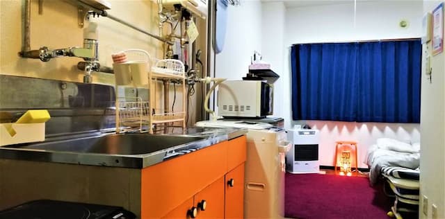 ALMAZ PLACE-★One-floor studio on the 1st floor, easy to move around★Wi-Fi OK!☆Excellent airport access! The room is equipped with a bed (futon for the second person)!-1