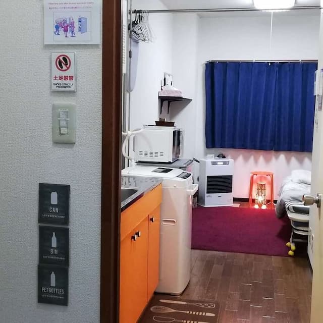 ALMAZ PLACE-★One-floor studio on the 1st floor, easy to move around★Wi-Fi OK!☆Excellent airport access! The room is equipped with a bed (futon for the second person)!-13