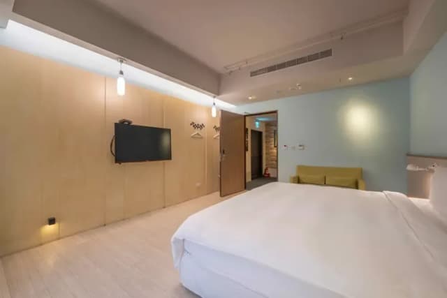 經典雙人房(一大床)-含早餐