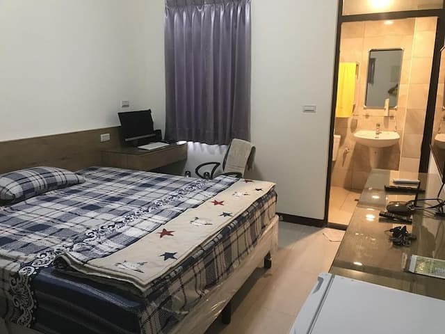 翡翠金鑽一館-加大雙人床套房-2