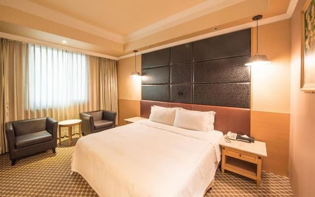 台中歐風商旅-商務一大床 - 下午18點後入住（不含早餐）-6
