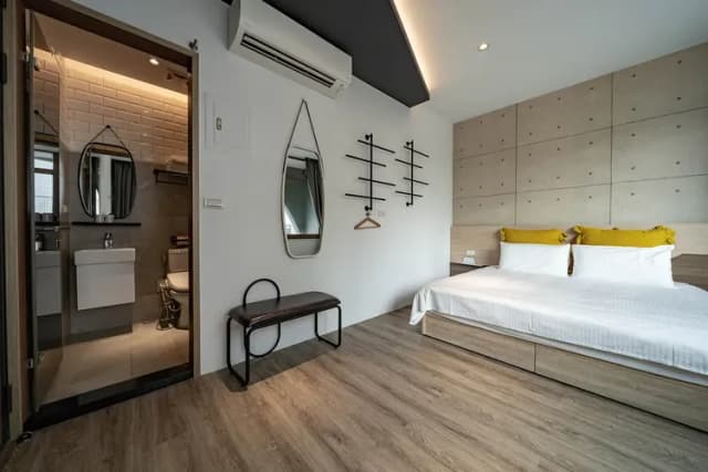 云花民宿｜市中心電梯民宿｜近東大門夜市跟文創園區-一層一戶五房小公寓｜電動麻將桌、switch、ＫＴＶ-3